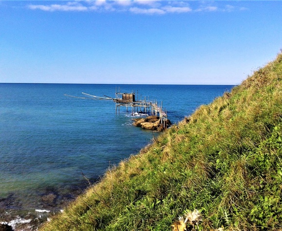 E-bike tour: the Abruzzo's trabocchi