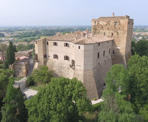 Passeggiata folkloristica a Santarcangelo di Romagna