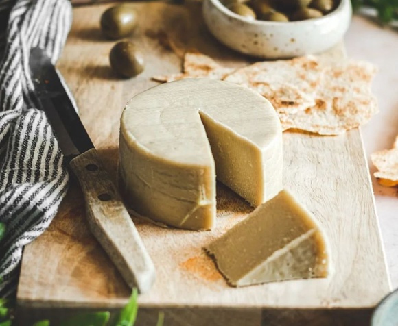 Corso su latte vegetale, formaggi freschi e latticini