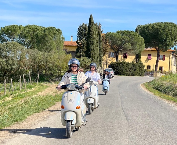 Chianti: Tour in Vespa & Pranzo