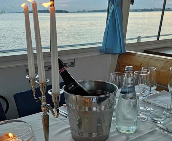 Venetian Candlelight Dinner