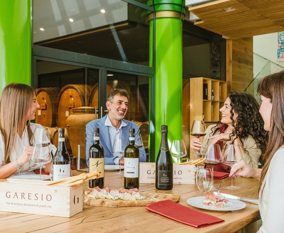 The Protagonists: Visit and Tasting